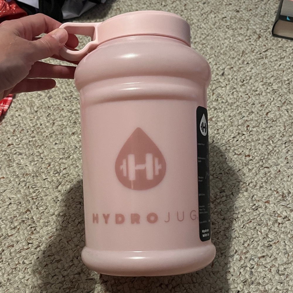 NWT Hydrojug and Sleeve